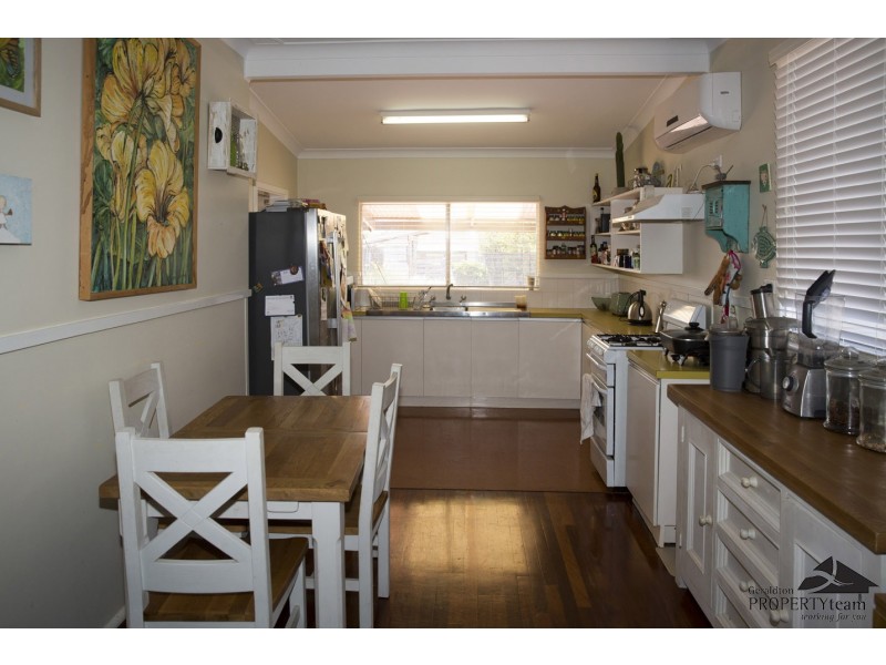 9 Whitfield Street, Beachlands WA 6530