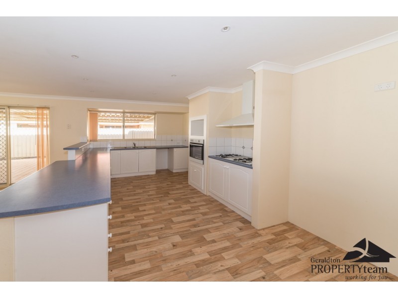 38 Reg Percy, Wandina WA 6530