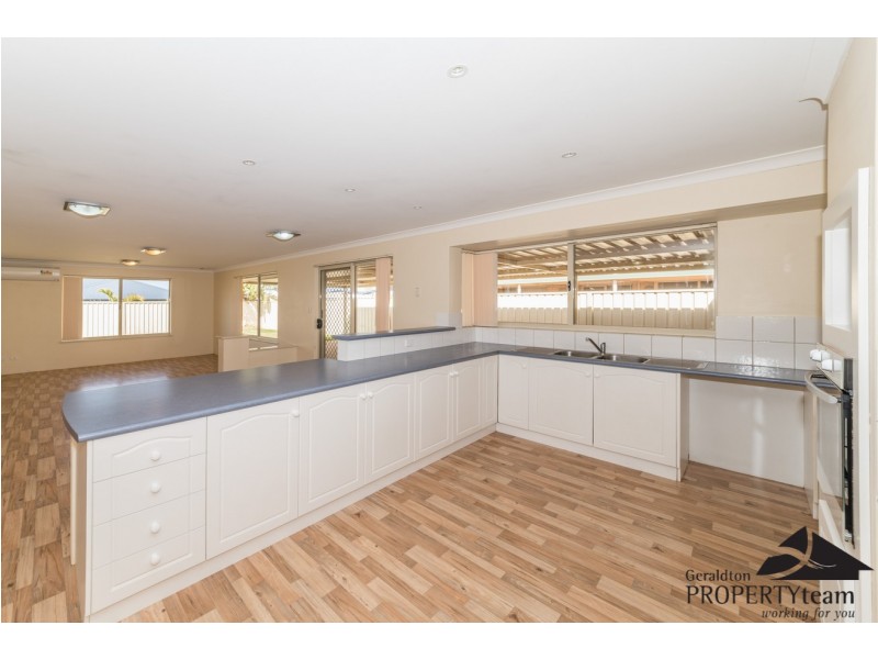 38 Reg Percy, Wandina WA 6530