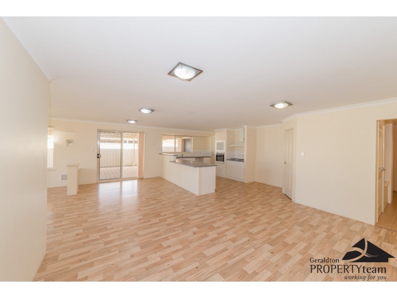 38 Reg Percy, Wandina WA 6530