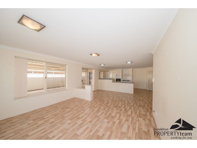 38 Reg Percy, Wandina WA 6530