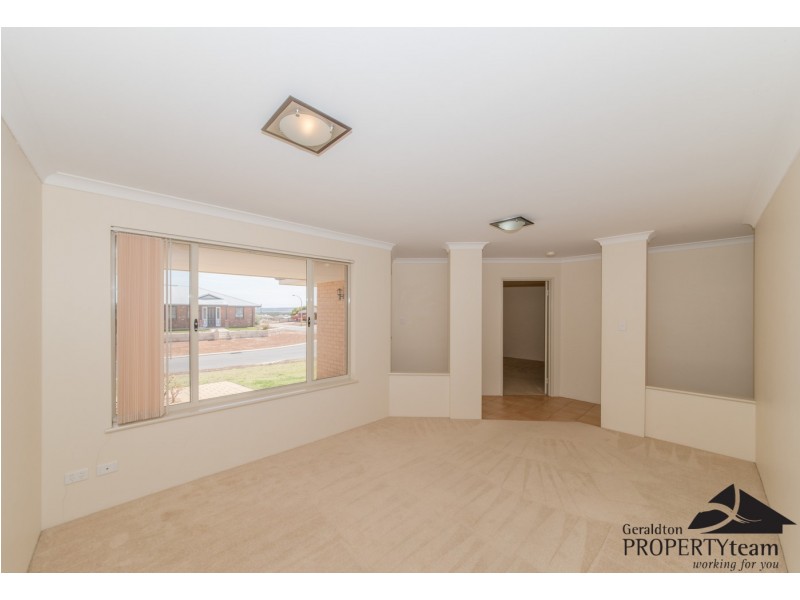 38 Reg Percy, Wandina WA 6530