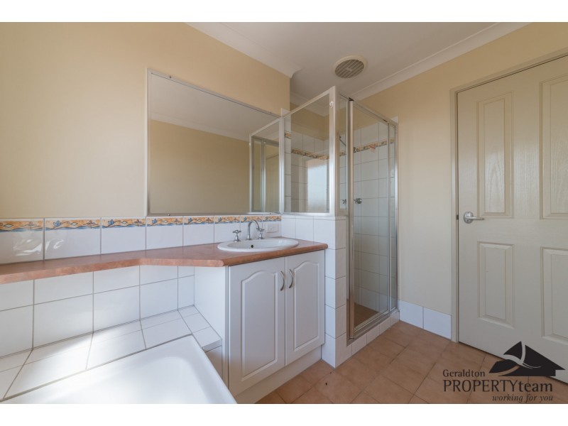 38 Reg Percy, Wandina WA 6530