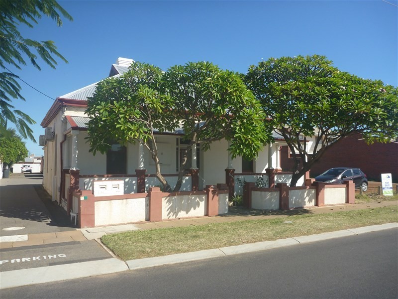 10 Snowdon Street, Geraldton WA 6530