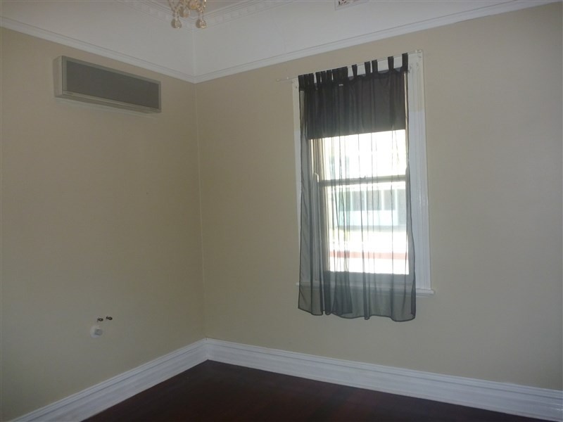 10 Snowdon Street, Geraldton WA 6530