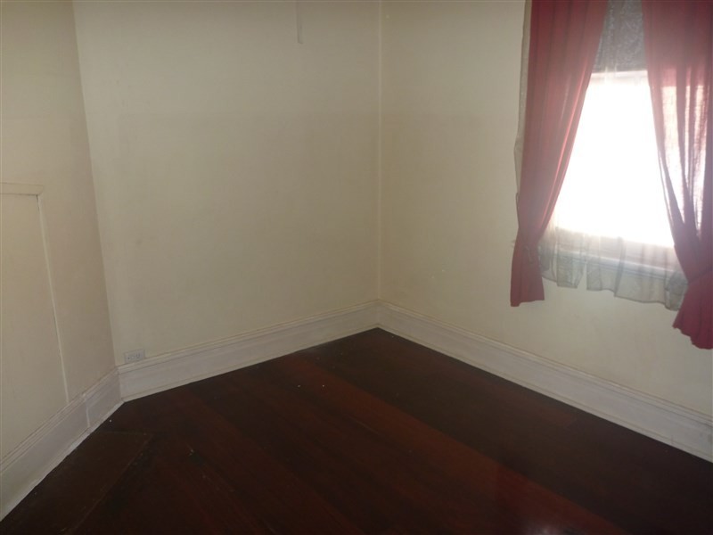 10 Snowdon Street, Geraldton WA 6530