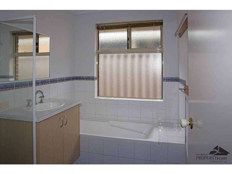 11 Nautical Lookout, Glenfield WA 6532