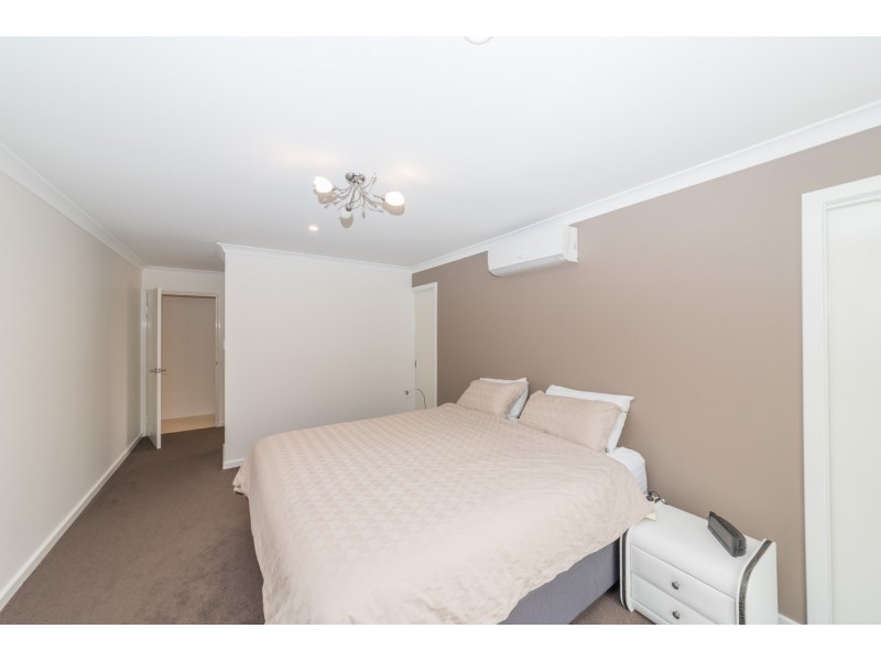 30 Stillwater Ave, Drummond Cove WA 6532