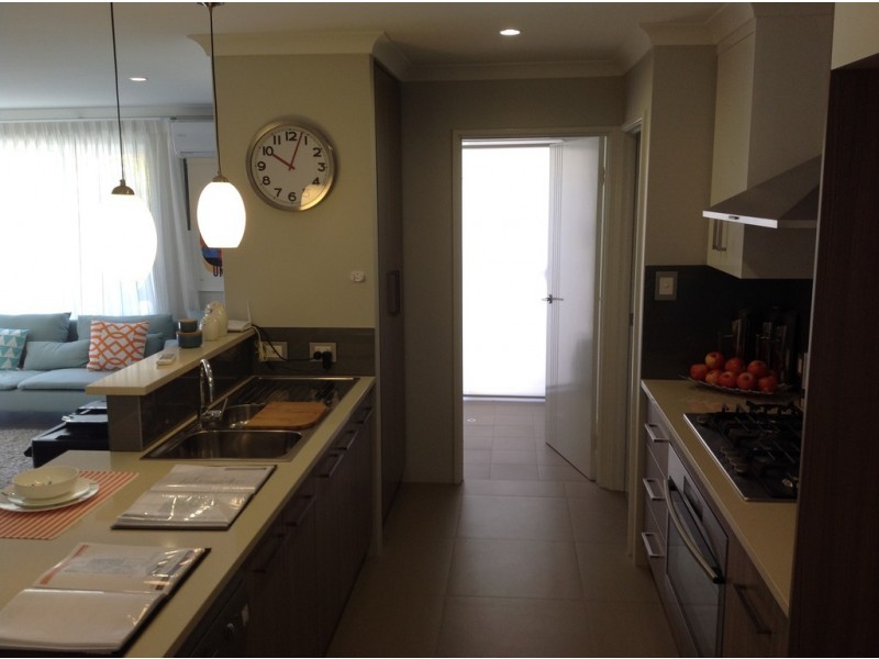 217 Chapman Valley Road, Waggrakine WA 6530