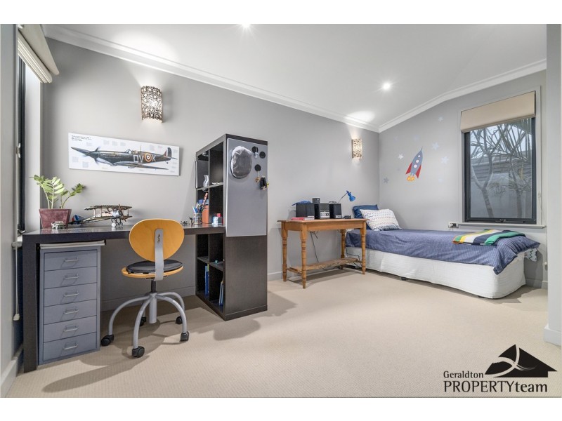 9 Starboard Way, Drummond Cove WA 6532