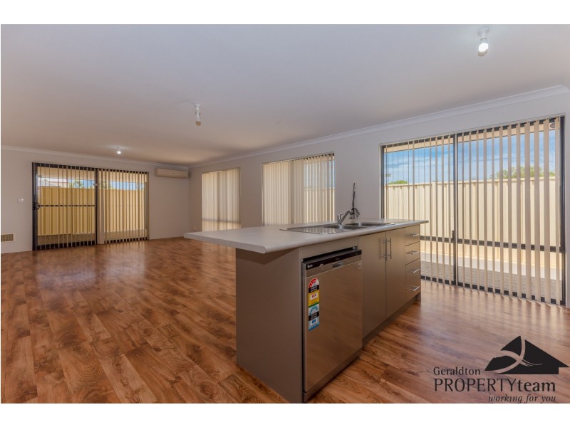 2 Glenfin Street, Utakarra WA 6530