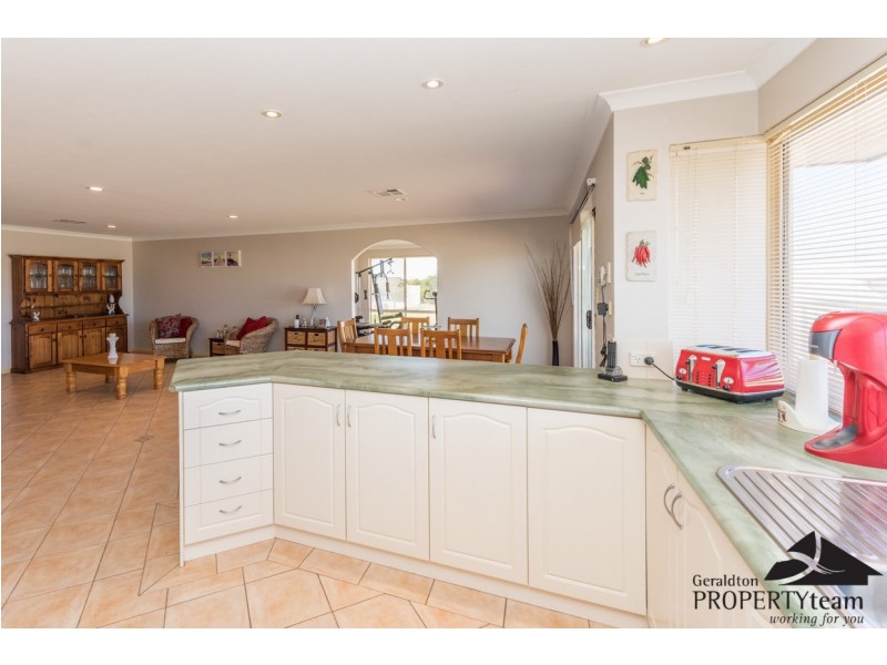 12 Beacon Rise, Wandina WA 6530