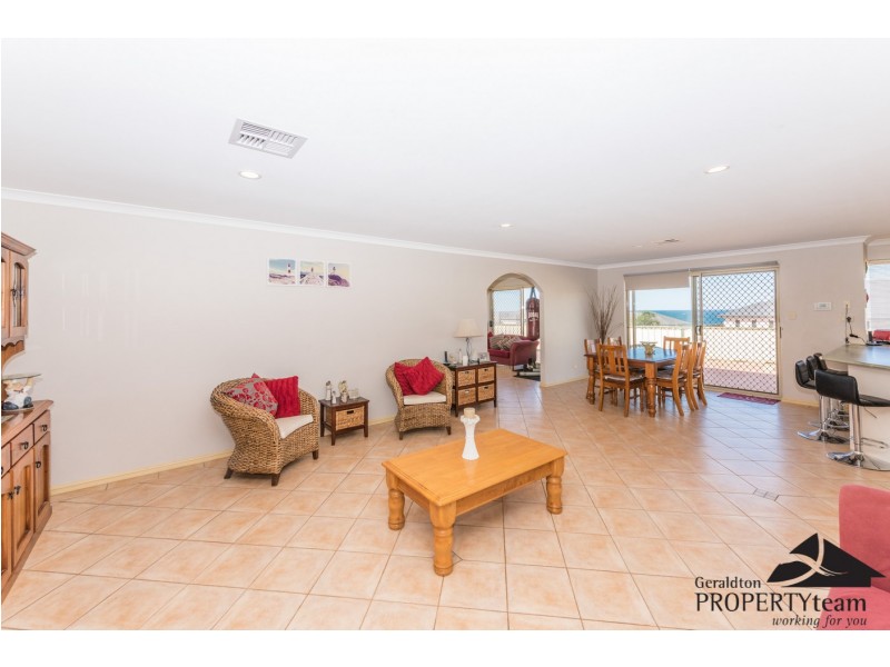 12 Beacon Rise, Wandina WA 6530