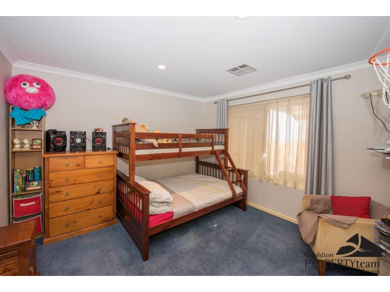 12 Beacon Rise, Wandina WA 6530