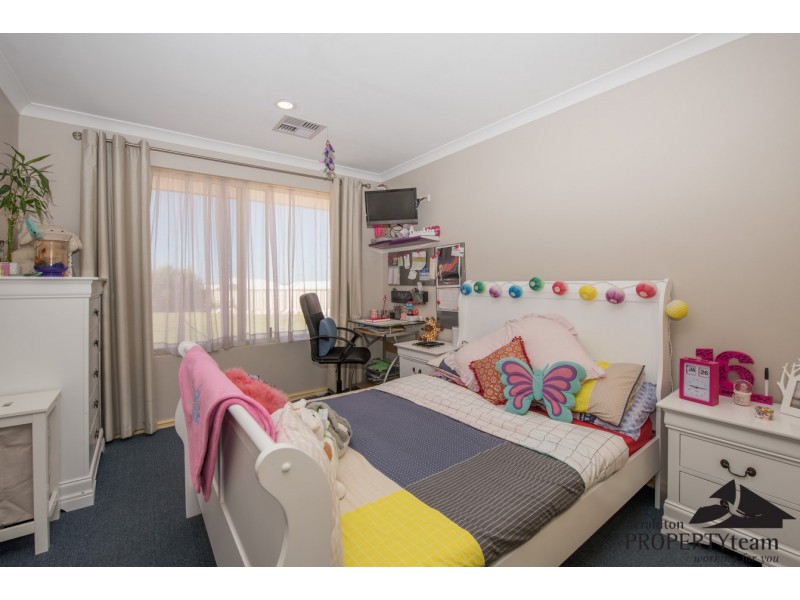 12 Beacon Rise, Wandina WA 6530