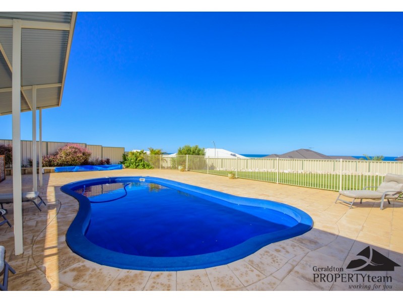 12 Beacon Rise, Wandina WA 6530