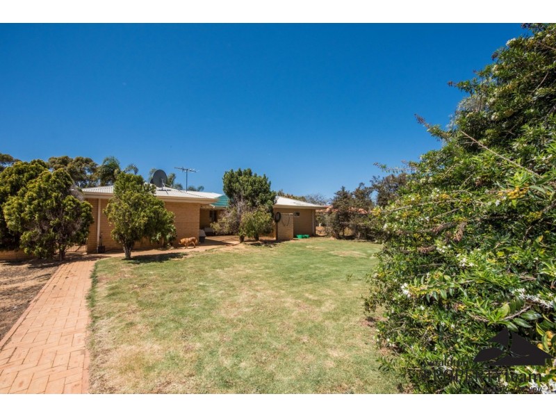 9 Logue Court, Walkaway WA 6528