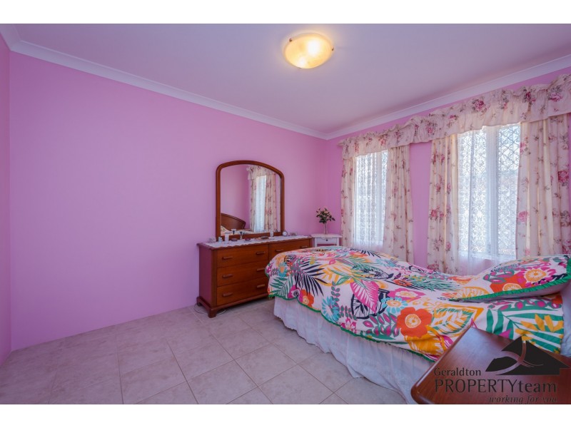 25 Broadbank Lane, Beachlands WA 6530