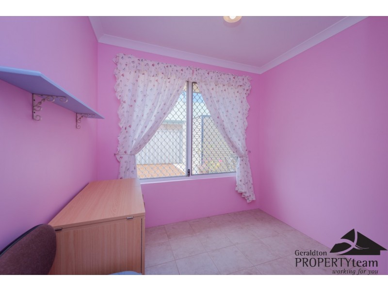 25 Broadbank Lane, Beachlands WA 6530