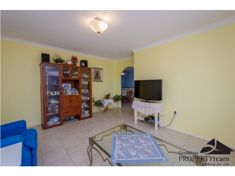 25 Broadbank Lane, Beachlands WA 6530