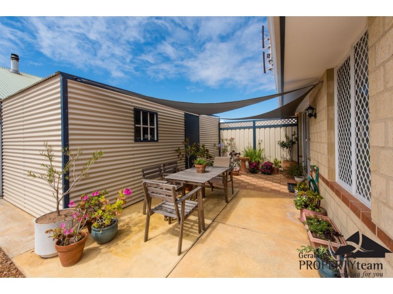 25 Broadbank Lane, Beachlands WA 6530