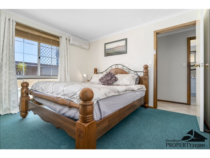 8 Duclas Place, Sunset Beach WA 6530