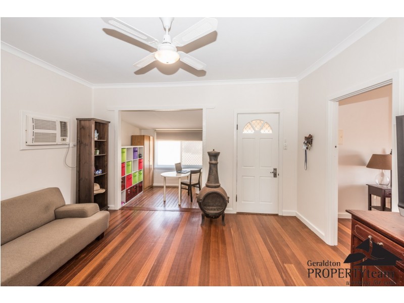 200 Evans Street, Beachlands WA 6530