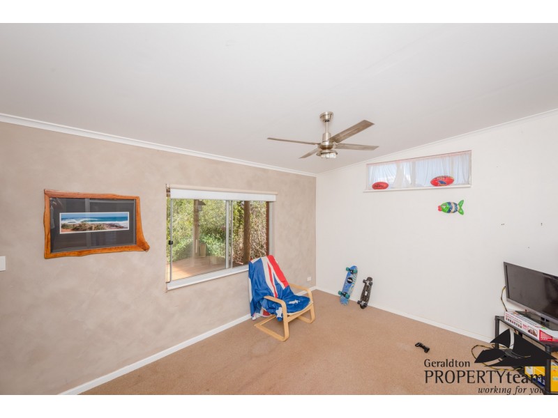 33 Roebuck Street, Mahomets Flats WA 6530