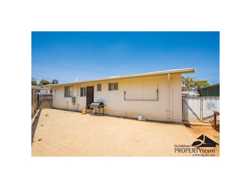 84 Eastern Road, Geraldton WA 6530