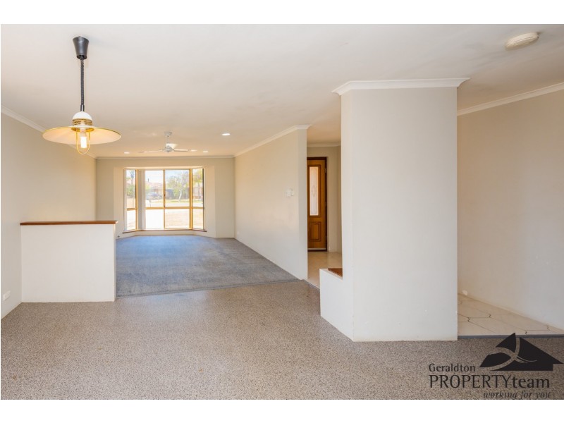 14 Marsh Place, Mount Tarcoola WA 6530