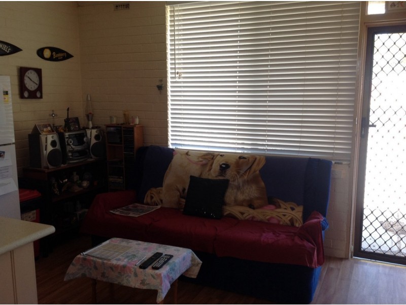 6/230 Seventh Street, Wonthella WA 6530