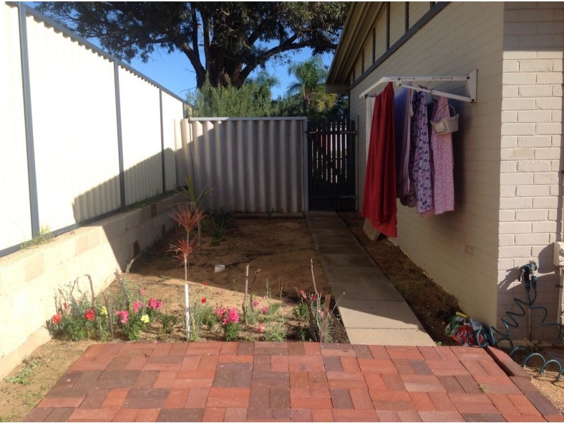 6/230 Seventh Street, Wonthella WA 6530