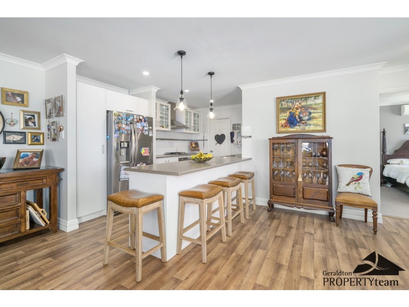 1704 Chapman Valley Road, Narra Tarra WA 6532