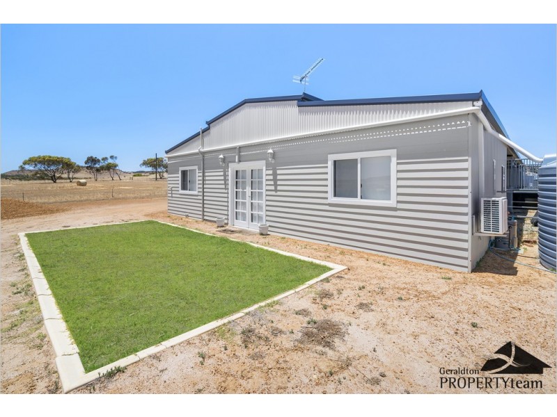 1704 Chapman Valley Road, Narra Tarra WA 6532