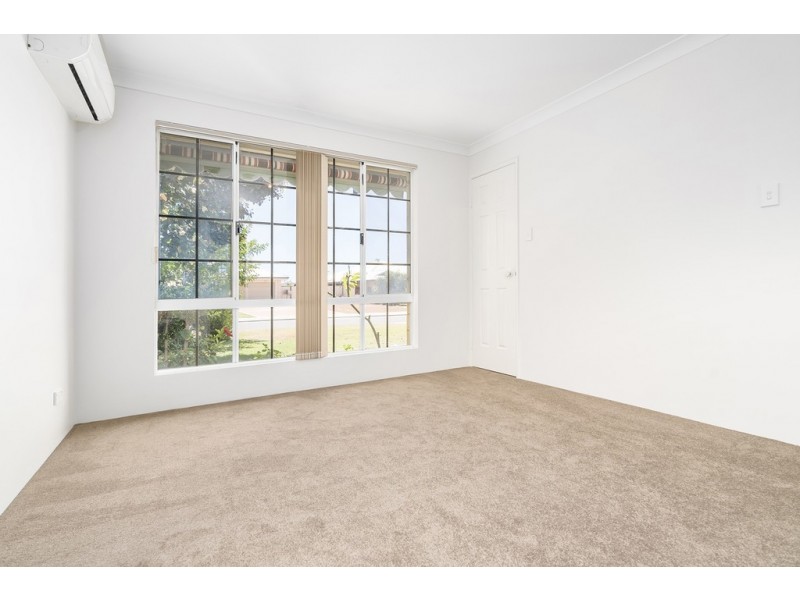 5 Stillwater Avenue, Drummond Cove WA 6532