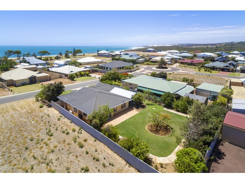 5 Stillwater Avenue, Drummond Cove WA 6532