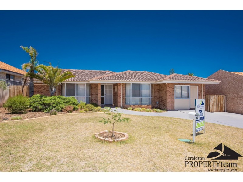 6 Moffatt Place, Tarcoola Beach WA 6530