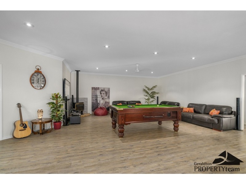 33 Evans Road, Walkaway WA 6528