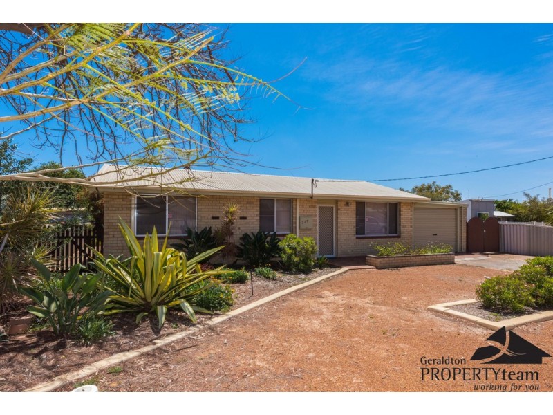 217 Fourth Street, Wonthella WA 6530