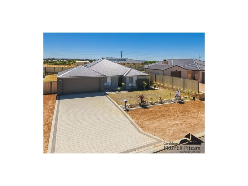 8 Castlefin Road, Utakarra WA 6530
