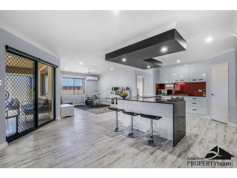 10 Bagley Crescent, Mount Tarcoola WA 6530