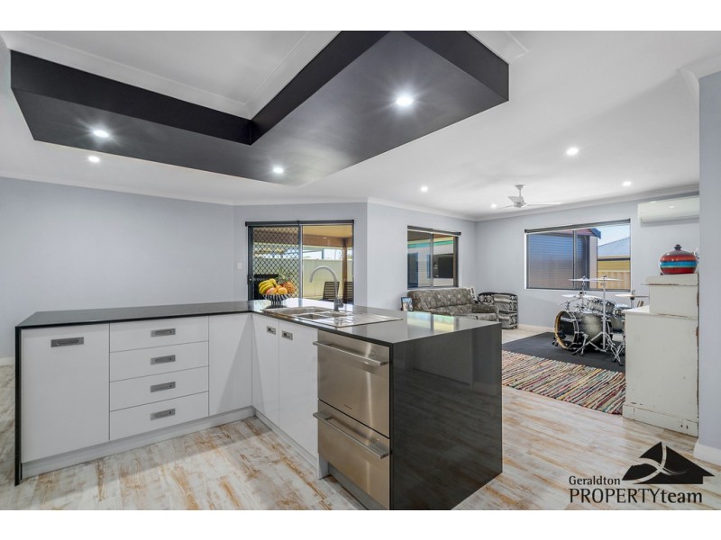 10 Bagley Crescent, Mount Tarcoola WA 6530