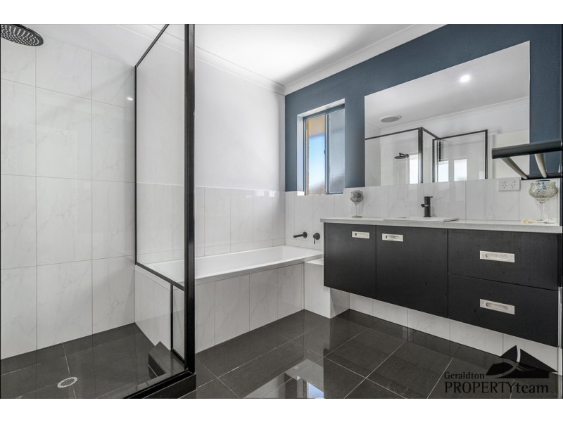 10 Bagley Crescent, Mount Tarcoola WA 6530