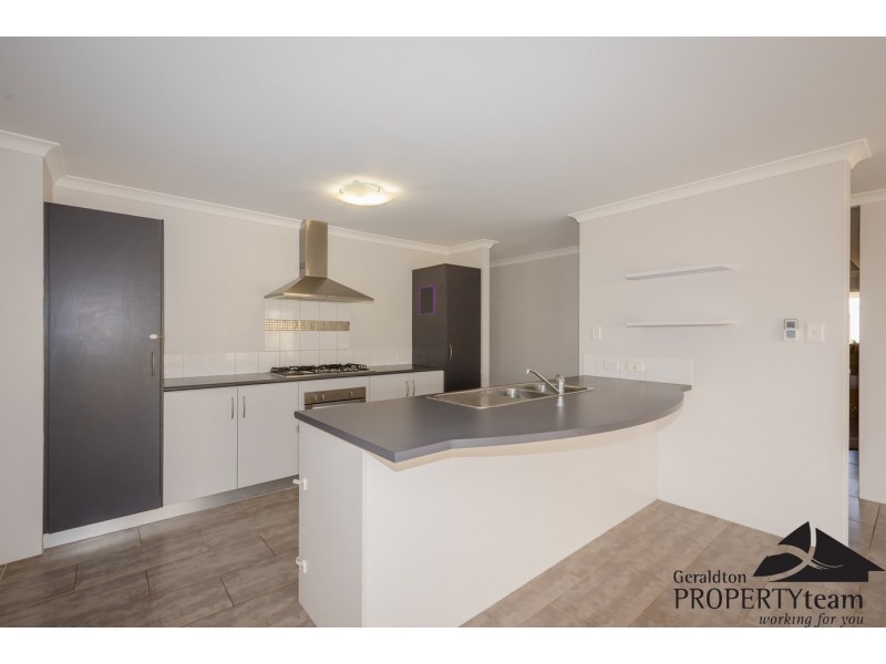 4 Reflection Cove, Drummond Cove WA 6532