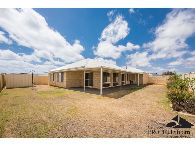 4 Reflection Cove, Drummond Cove WA 6532