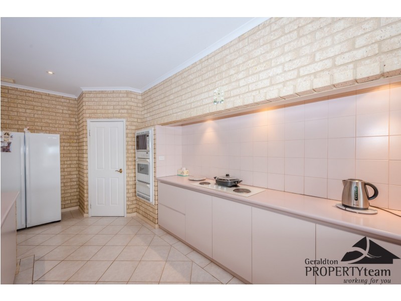 16 Ashton Close, Mount Tarcoola WA 6530