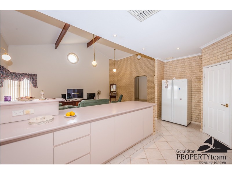 16 Ashton Close, Mount Tarcoola WA 6530