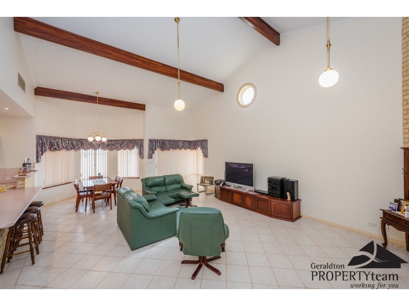 16 Ashton Close, Mount Tarcoola WA 6530