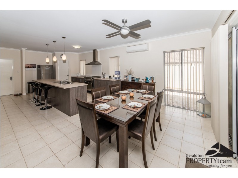 7 Beachcomber Hill, Glenfield WA 6532