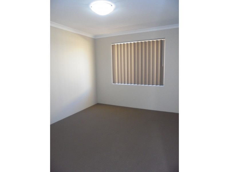 12 Fintown Street, Utakarra WA 6530